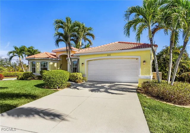 Photo 3 of Single family home for sale at 3433 Sw 7th Lane, Cape Coral, FL 33991 | MLS# 2025019030 | Listing updated on 2026-07-11