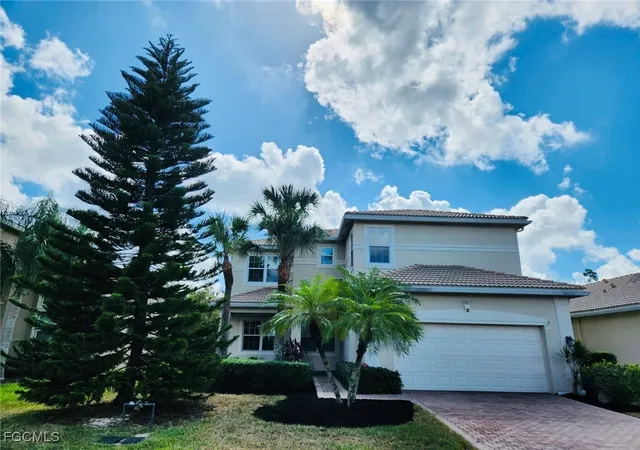 3rd image of 11079 Sparkleberry Dr S, Fort Myers, FL 33913 | MLS# 2025019160