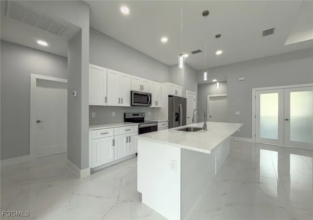 Photo 3 of Single family home for sale at 6137 Higgins Ave, Fort Myers, FL 33905 | MLS# 2025019281 | Listing updated on 2026-06-04