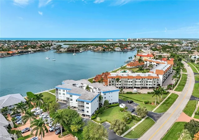 2nd image of 710 E Elkcam Cir #204, Marco Island, FL 34145 | MLS# 225077621