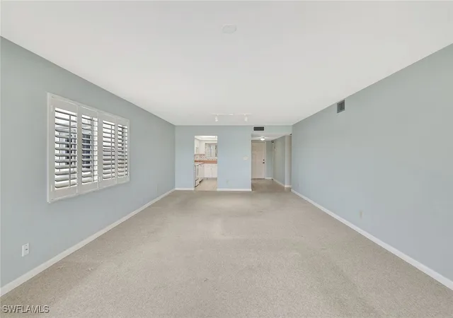 4th image of 710 E Elkcam Cir #204, Marco Island, FL 34145 | MLS# 225077621