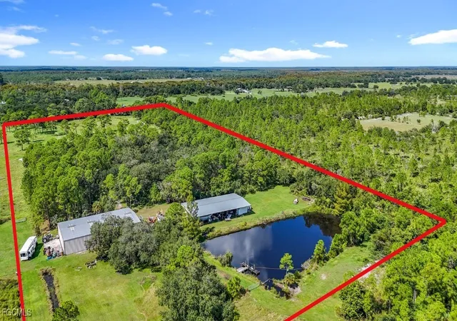 Photo 1 of Sale Pending at 1432 Silver Lake Rd, Labelle, FL 33935 | MLS# 2025019301 | Listing updated on 2026-04-13