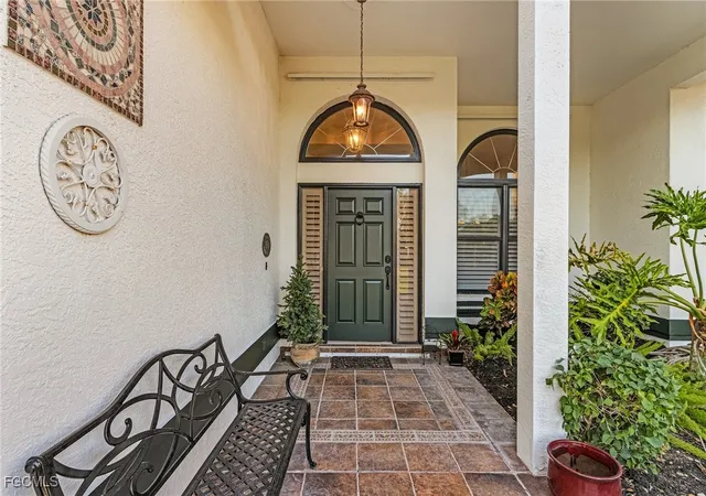 Photo 4 of Single family home for sale at 15661 Fiddlesticks Blvd, Fort Myers, FL 33912 | MLS# 2025019467 | Listing updated on 2026-06-19