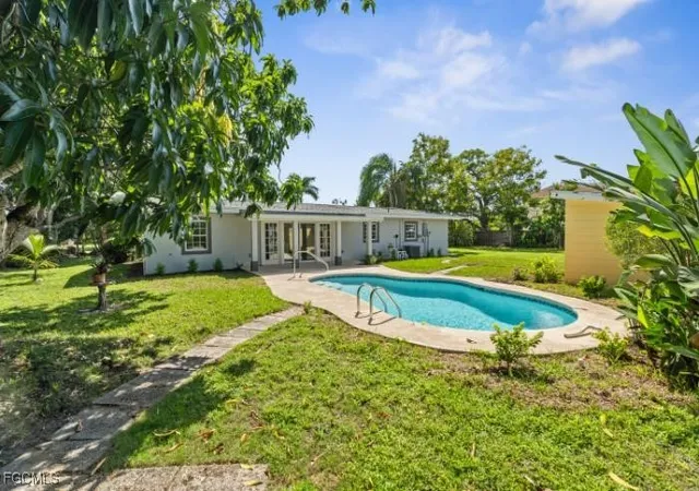4th image of 4970 Riverside Dr, Estero, FL 33928 | MLS# 2025019469