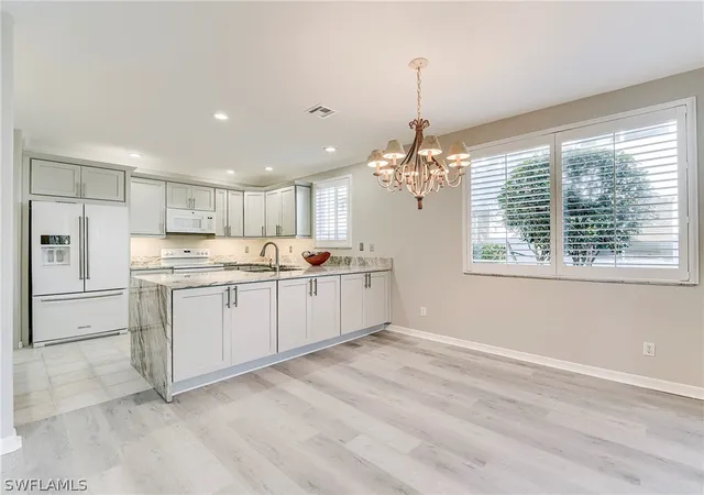 Homes for sale in Estero, FL | 8471 Southbridge Dr, Estero, FL 33967