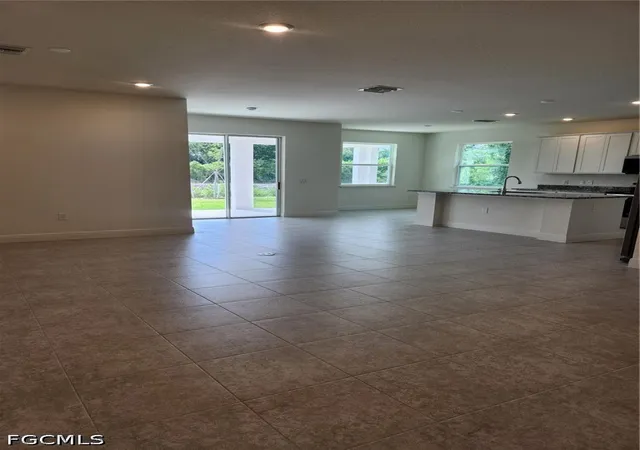 4th image of 2404 Vera Ave S, Lehigh Acres, FL 33976 | MLS# 2025019523