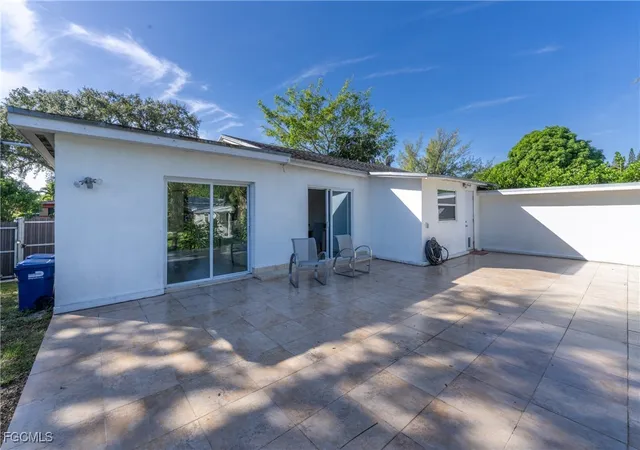 Photo 3 of Single family home for sale at 947 Ne 149 Street, Miami, FL 33161 | MLS# 2025019570 | Listing updated on 2025-12-10