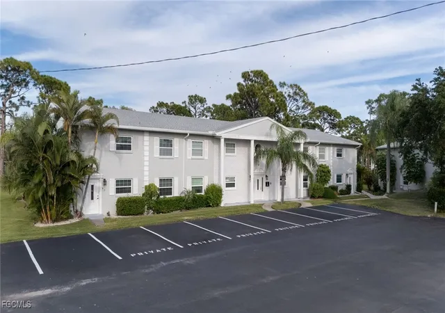 Photo 3 of Condo for sale at 7056 Nantucket Cir #8, North Fort Myers, FL 33917 | MLS# 2025019586 | Listing updated on 2026-04-07