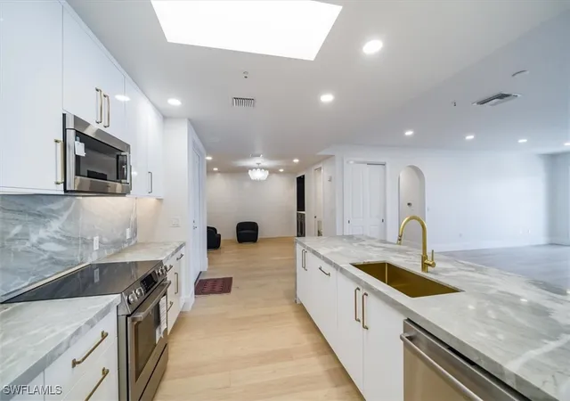 Photo 1 of Condo for sale at 780 5th Ave S #305, Naples, FL 34102 | MLS# 225078901 | Listing updated on 2026-09-01