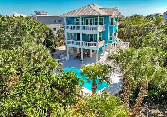 Photo 3 of Sale Pending at 4560 Conch Shell Dr, Captiva, FL 33924 | MLS# 2025019622 | Listing updated on 2026-07-10