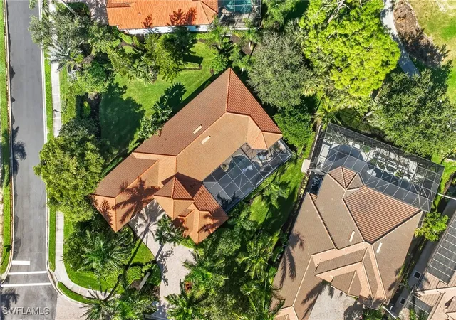 2nd image of 7749 Classics Dr, Naples, FL 34113 | MLS# 225078987