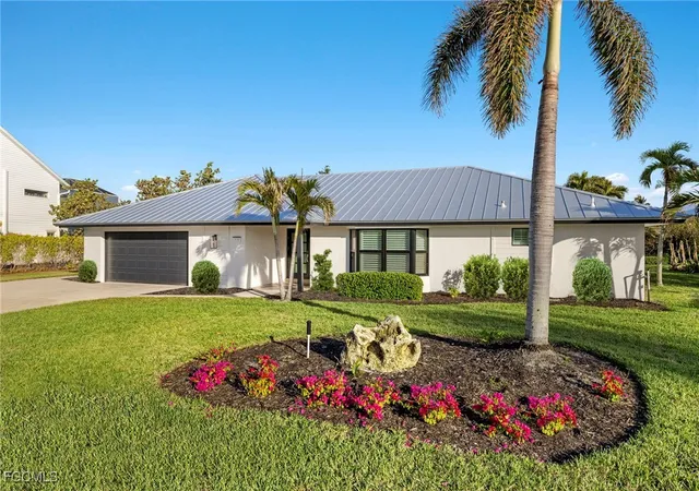 2nd image of 930 Kings Crown Dr, Sanibel, FL 33957 | MLS# 2025019682