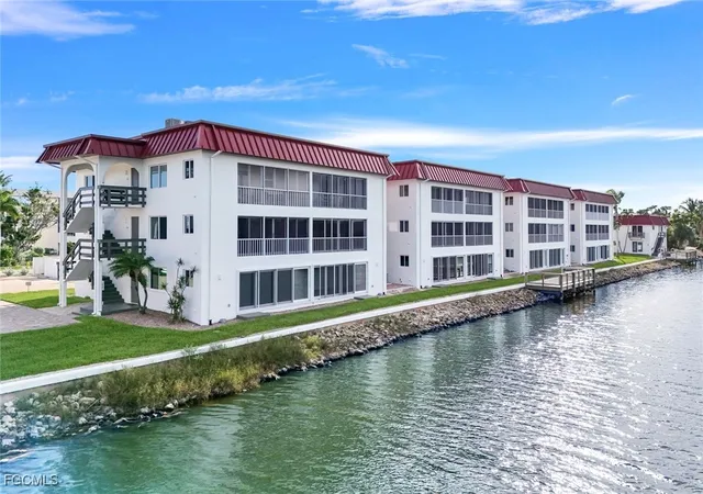 2nd image of 1610 Middle Gulf Dr #B3, Sanibel, FL 33957 | MLS# 2025019769