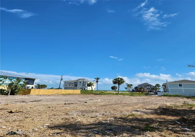 5th image of 7910 Buccaneer Dr, Fort Myers Beach, FL 33931 | MLS# 2025019859