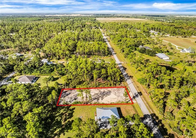 14th image of 2205 Wellington Ave, Alva, FL 33920 | MLS# 2025019876