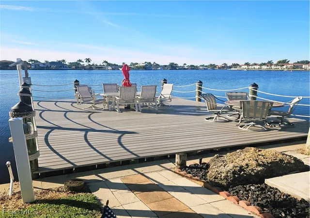 4th image of 4807 Sunset Ct, Cape Coral, FL 33904