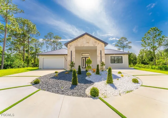 3rd image of 717 Calvin Ave, Lehigh Acres, FL 33972 | MLS# 2025020032
