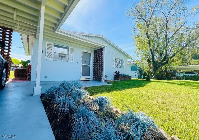 Photo 3 of Townhouse for sale at 2210 Croton Ct, Lehigh Acres, FL 33936 | MLS# 2025020072 | Listing updated on 2026-01-06