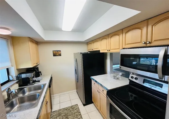 Photo 3 of Townhouse for sale at 2210 Croton Ct, Lehigh Acres, FL 33936 | MLS# 2025020072 | Listing updated on 2026-01-06