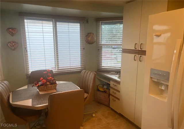 Photo 3 of Townhouse for sale at 13191 Oakmont Dr #8, Fort Myers, FL 33907 | MLS# 2025020091 | Listing updated on 2026-04-24