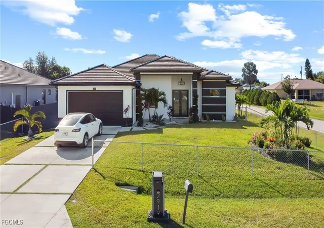Photo 4 of Single family home for sale at 2919 8Th St W, Lehigh Acres, FL 33971 | MLS# 2025020257 | Listing updated on 2026-01-24