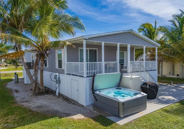 2nd image of 2801 York Rd, Saint James City, FL 33956 | MLS# 2025020274