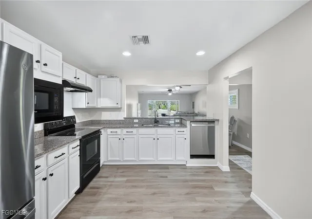 4th image of 10970 Glenhurst St, Fort Myers, FL 33913 | MLS# 2025020291