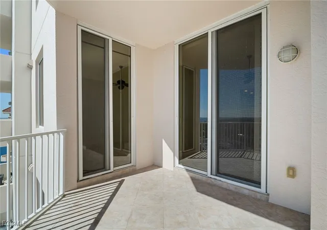 Photo 4 of Condo for sale at 2090 W 1st Street #F2806, Fort Myers, FL 33901 | MLS# 2025020415 | Listing updated on 2026-04-10