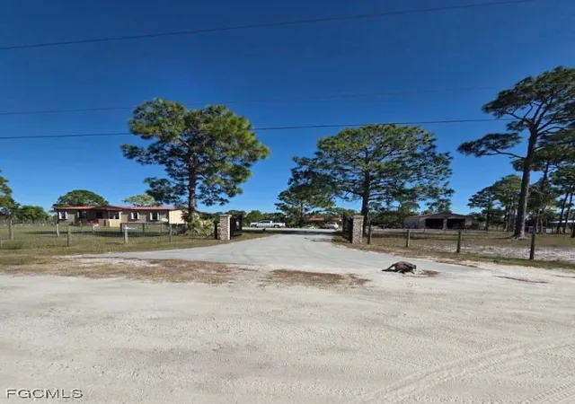 3rd image of 1860 Poinsettia Ave, Lehigh Acres, FL 33972 | MLS# 2025020472