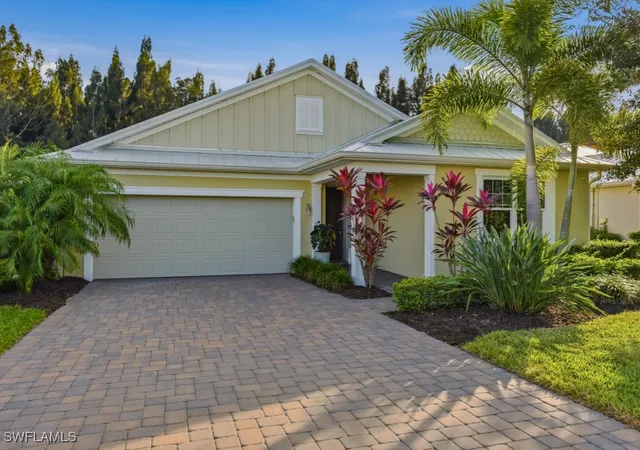 Photo 2 of Single family home for sale at 14567 Topsail Dr, Naples, FL 34114 | MLS# 225079267 | Listing updated on 2026-02-21