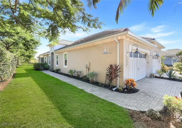 Photo 3 of Sale Pending at 5802 Haiti Dr, Naples, FL 34113 | MLS# 225078474 | Listing updated on 2026-04-02