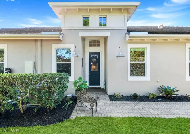 Photo 3 of Sale Pending at 5802 Haiti Dr, Naples, FL 34113 | MLS# 225078474 | Listing updated on 2026-04-02