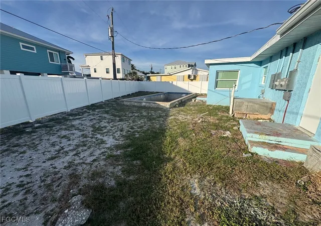 2nd image of 127 129 Fairweather Ln, Fort Myers Beach, FL 33931 | MLS# 2025020610