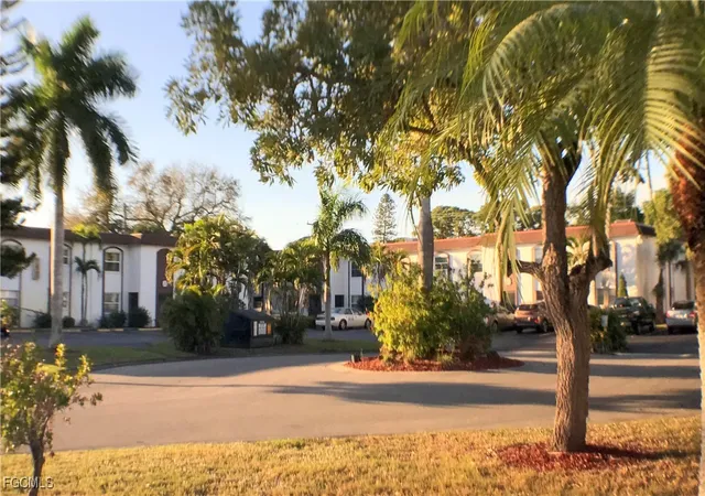 Homes for sale in Fort Myers, FL | 2828 Jackson St #I-1, Fort Myers, FL 33901 | MLS# 2025020636