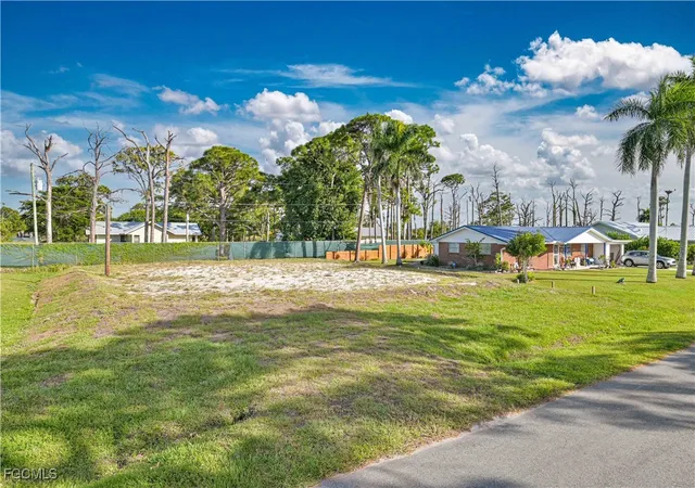 3rd image of 7144 Vassar Dr, Fort Myers, FL 33908 | MLS# 2025020670