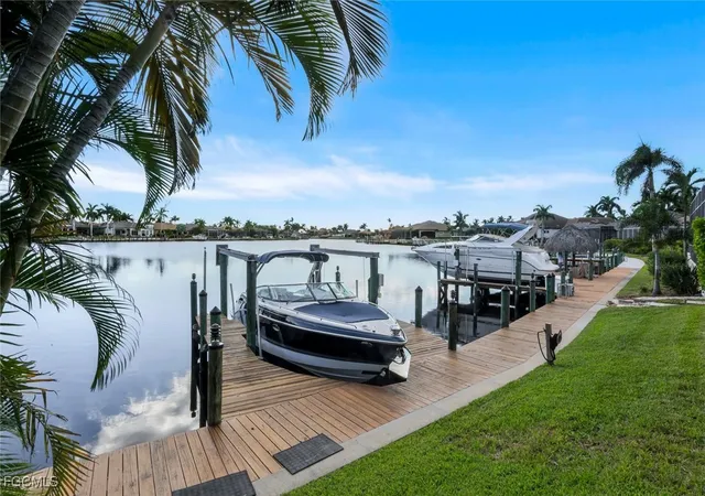 3rd image of 1812 Lagoon Ln, Cape Coral, FL 33914 | MLS# 2025020735