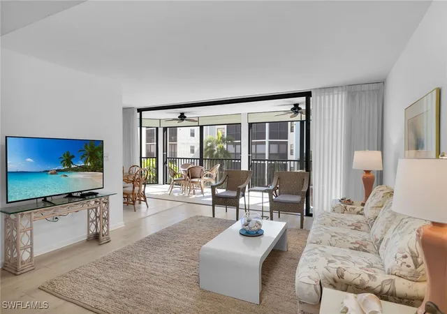 4th image of 929 Collier Ct, Marco Island, FL 34145