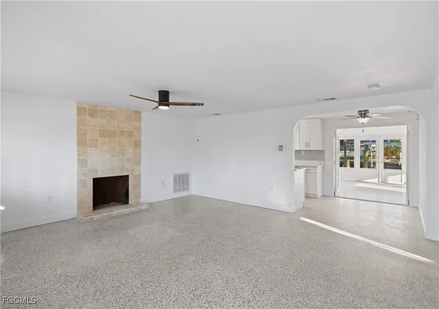 2nd image of 2631 Bayshore Dr, Matlacha, FL 33993 | MLS# 2025020753