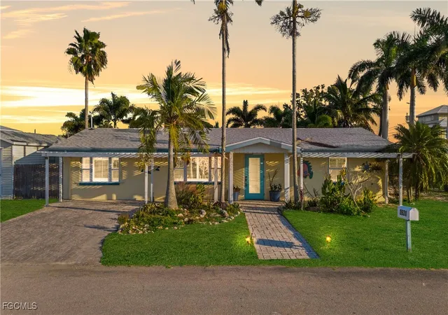 34th image of 2631 Bayshore Dr, Matlacha, FL 33993 | MLS# 2025020753