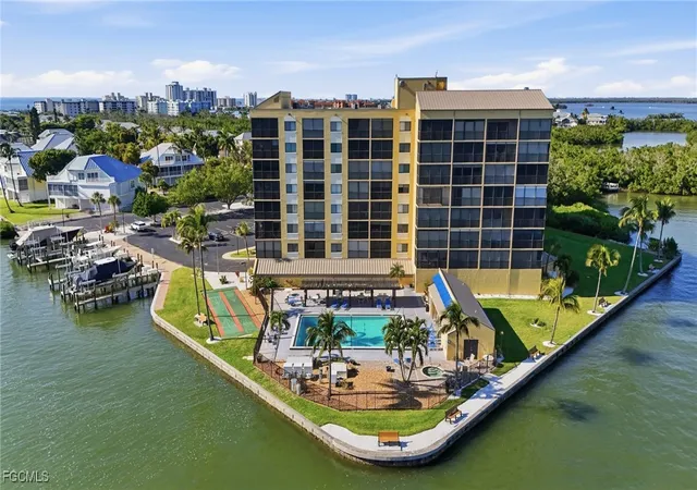 Homes for sale in Fort Myers Beach, FL | 400 Lenell Road, Fort Myers Beach, FL 33931 | Houzeo