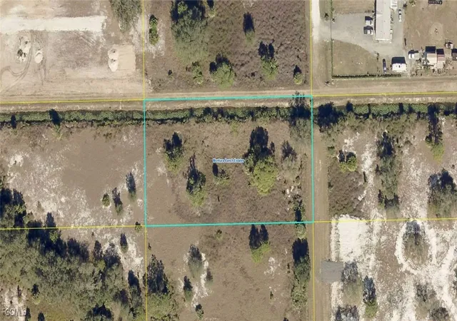 1st image of 610 S Lindero St, Clewiston, FL 33440 | MLS# 2025020846