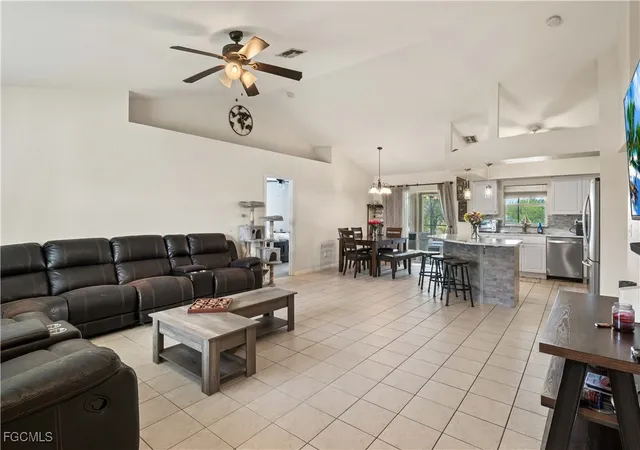 Photo 3 of Single family home for sale at 927 Nw 12th Ter, Cape Coral, FL 33993 | MLS# 2025020855 | Listing updated on 2026-05-08