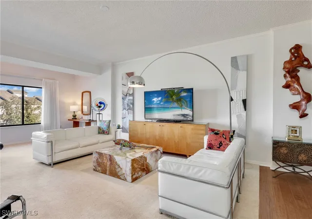 2nd image of 201 Arbor Lake Dr, Naples, FL 34110