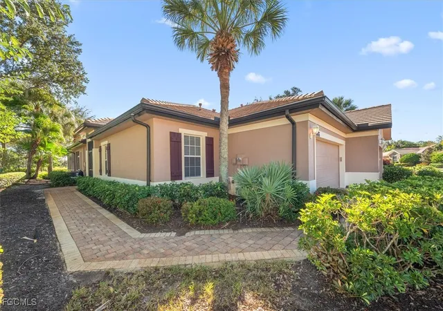 5th image of 10616 Vicenza Ct, Fort Myers, FL 33913 | MLS# 2025021378
