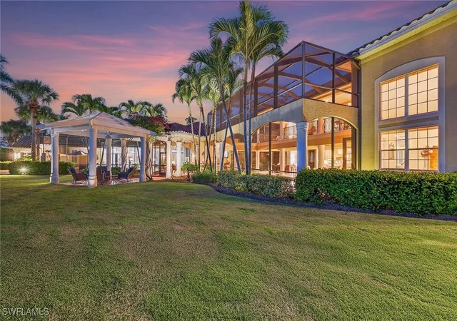 Photo 4 of Single family home for sale at 556 Eagle Crk Dr, Naples, FL 34113 | MLS# 225074016 | Listing updated on 2026-08-07
