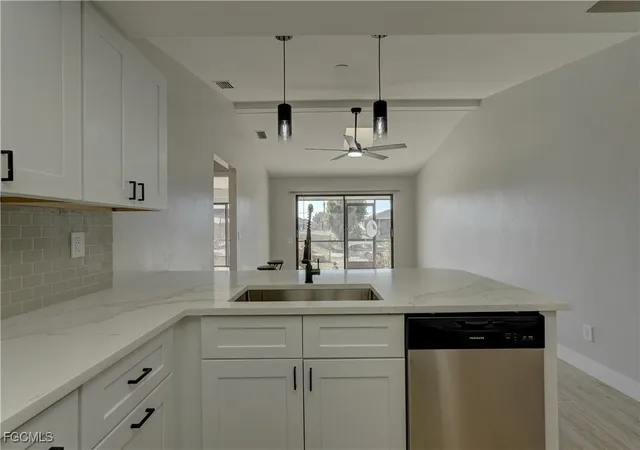 3rd image of 804 Mohawk Pkwy, Cape Coral, FL 33914