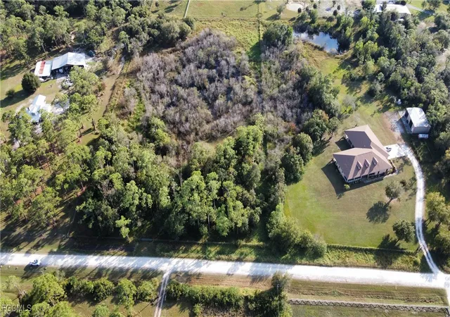 1st image of 9750 Quail Hollow Rd, North Fort Myers, FL 33917 | MLS# 2025021802
