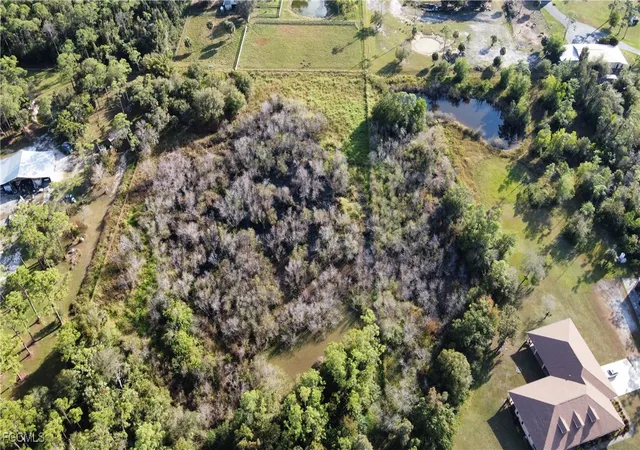 2nd image of 9750 Quail Hollow Rd, North Fort Myers, FL 33917 | MLS# 2025021802