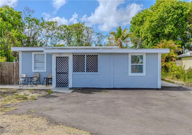 Photo 1 of Sale Pending at 3132 Francis Ave, Naples, FL 34112 | MLS# 225081061 | Listing updated on 2026-06-15