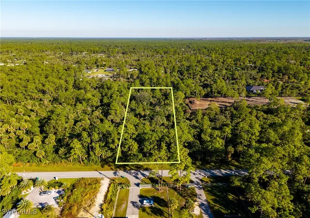 2nd image of 4431 16th Ave Se, Naples, FL 34117 | MLS# 225079633